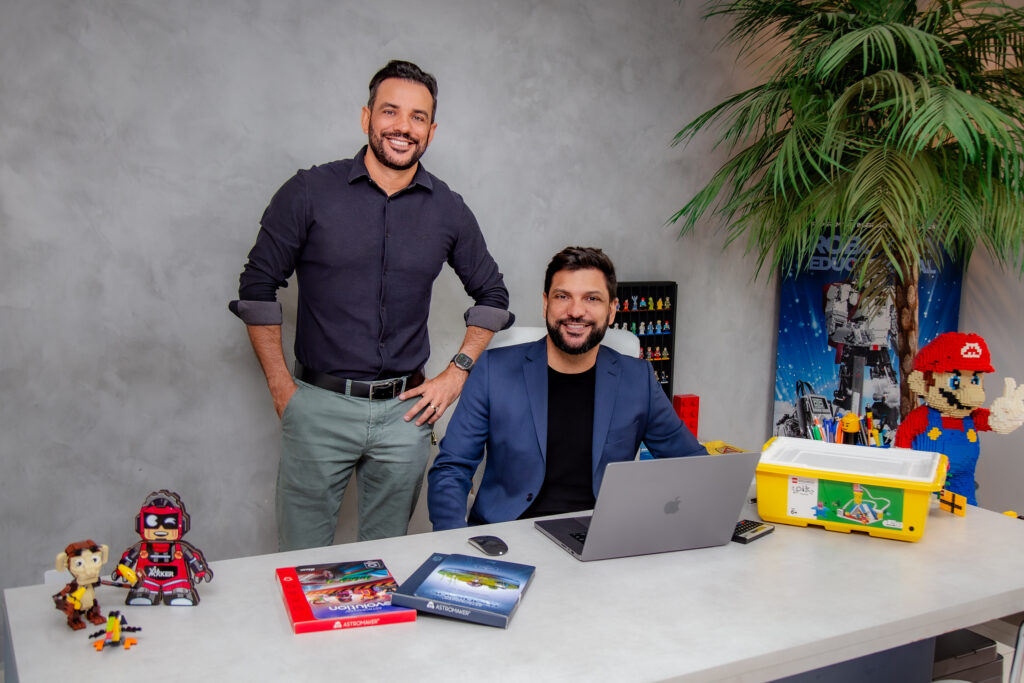 CEO e CFO da VIAMAKER® falam sobre o aprendizado “Fora da Caixa” com a robótica educacional para a Forbes Brasil. 